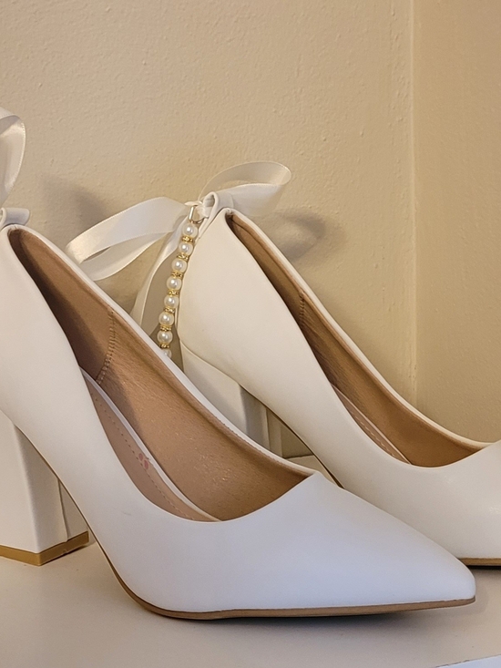 Shoes - Bridal White Pearl-block Heel - Elegant Women’s